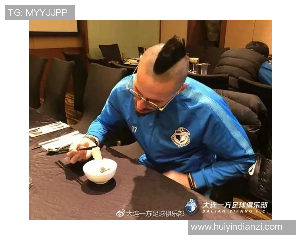 足球明星使用筷子吃饭的高清趣味图片展示与背后的故事分享 足球明星使用筷子吃饭的高清趣味图片展示与背后的故事分享