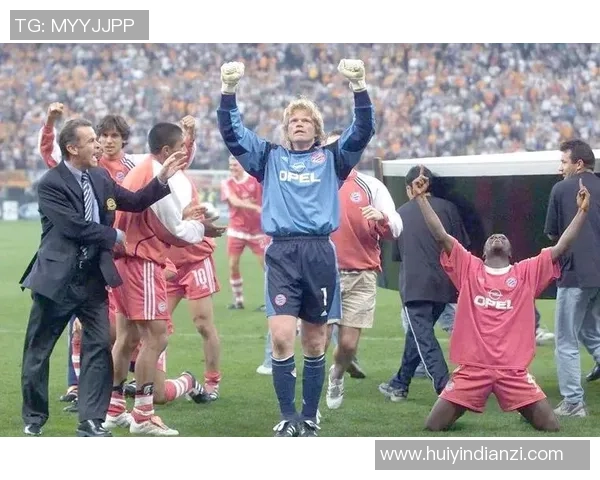 足球明星巅峰期的辉煌瞬间与传奇故事揭秘 足球明星巅峰期的辉煌瞬间与传奇故事揭秘